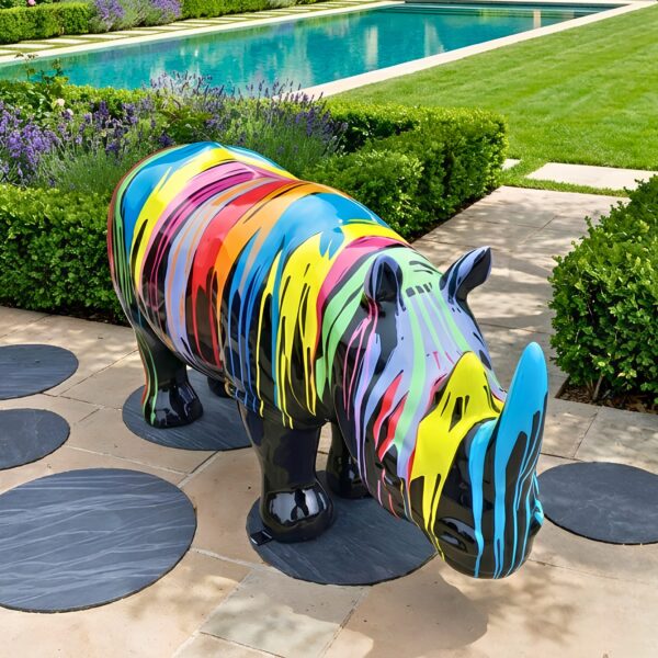 STATUE RHINOCEROS EN RESINE NOIR TRASH