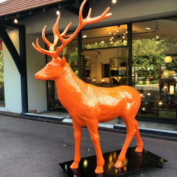 STATUE DE CERF EN RESINE COULEUR