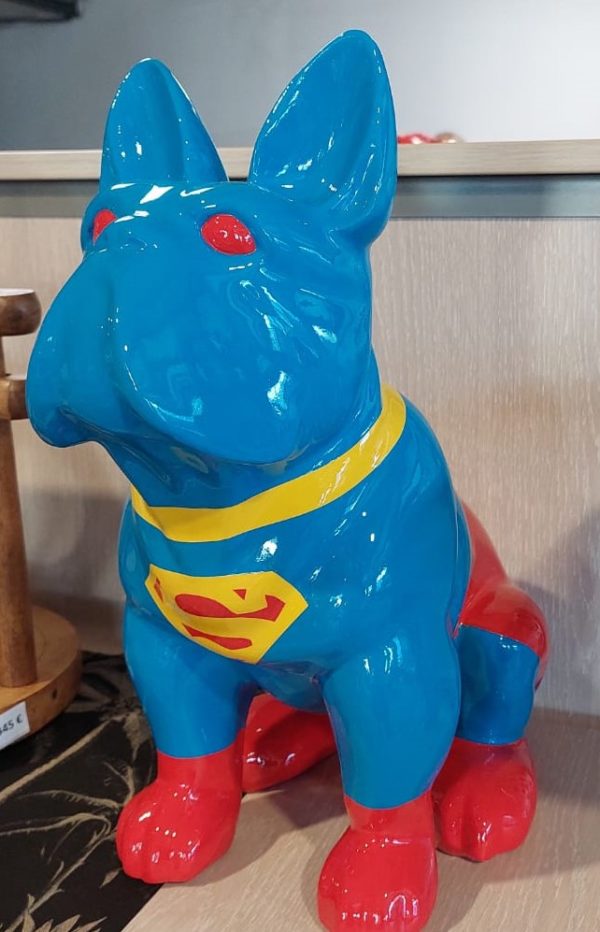 BOULEDOGUE ANGLAIS SUPERMAN