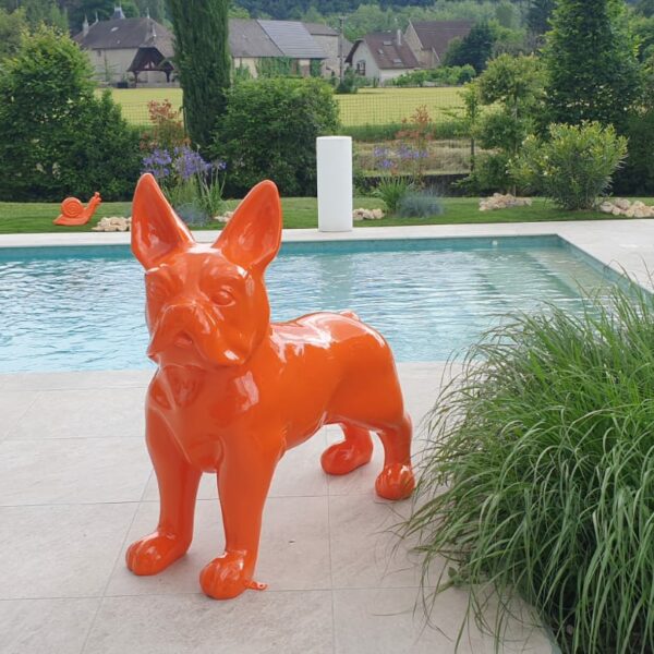 CHIEN BOULEDOGUE DESIGN