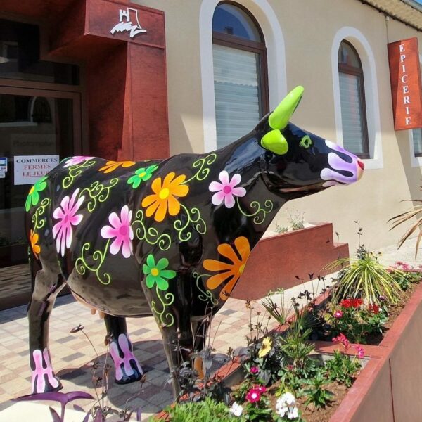 VACHE EN RESINE FLEURS