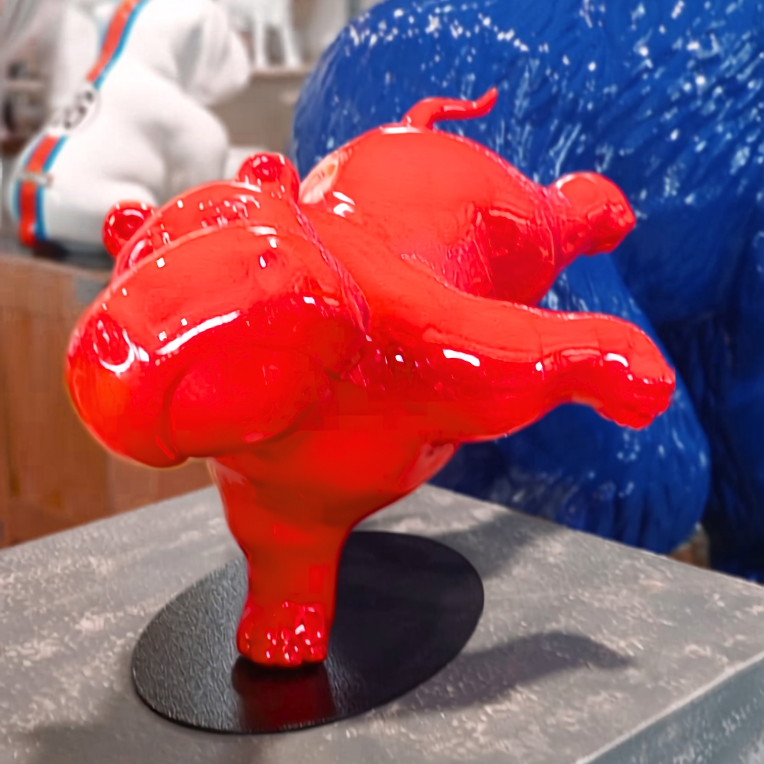 STATUE HIPPOPOTAME EQUILIBRISTE SUR SOCLE