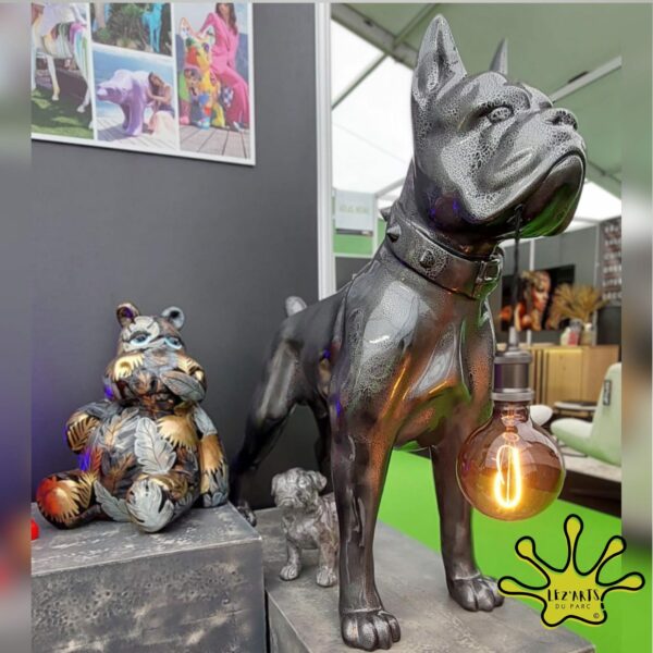 STATUE EN RESINE DE CHIEN LAMPE FINITION ARTISTIQUE