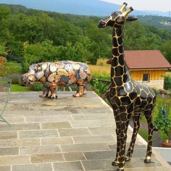 STATUE EN RESINE DE GIRAFE NOIRE ET OR