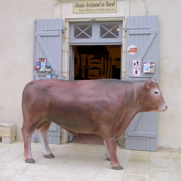 BOEUF EN RESINE REALISTE GRANDEUR NATURE