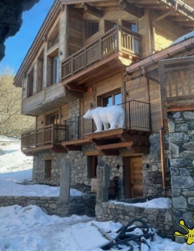 OURS BLANC VERNI MERIBEL