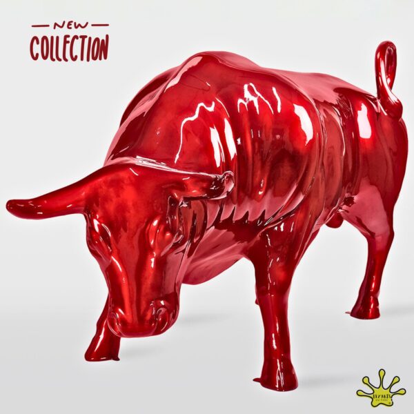 TAUREAU EN RESINE GRANDEUR NATURE COULEUR CERISIER