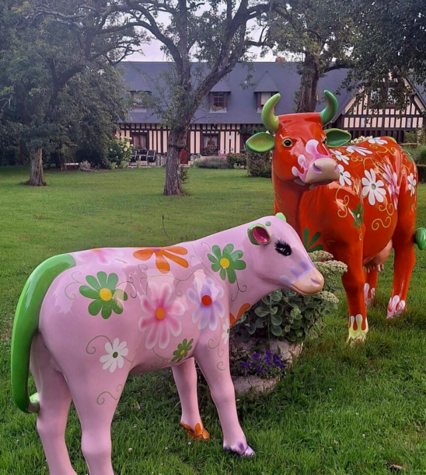 VACHE ET VEAU EN RESINE FLEURS
