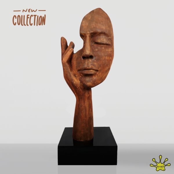 STATUE DE MASQUE EN RESINE SUR SOCLE EFFET ROUILLE