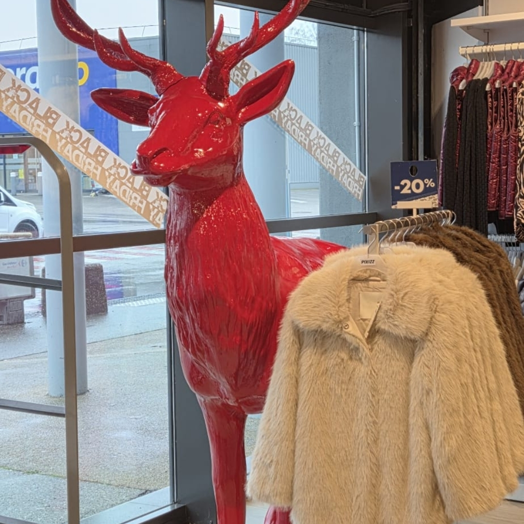 MAGASIN FORMEN BELLEY 01 STATUE EN RESINE CERF MAGASIN FORMEN BELLEY 01