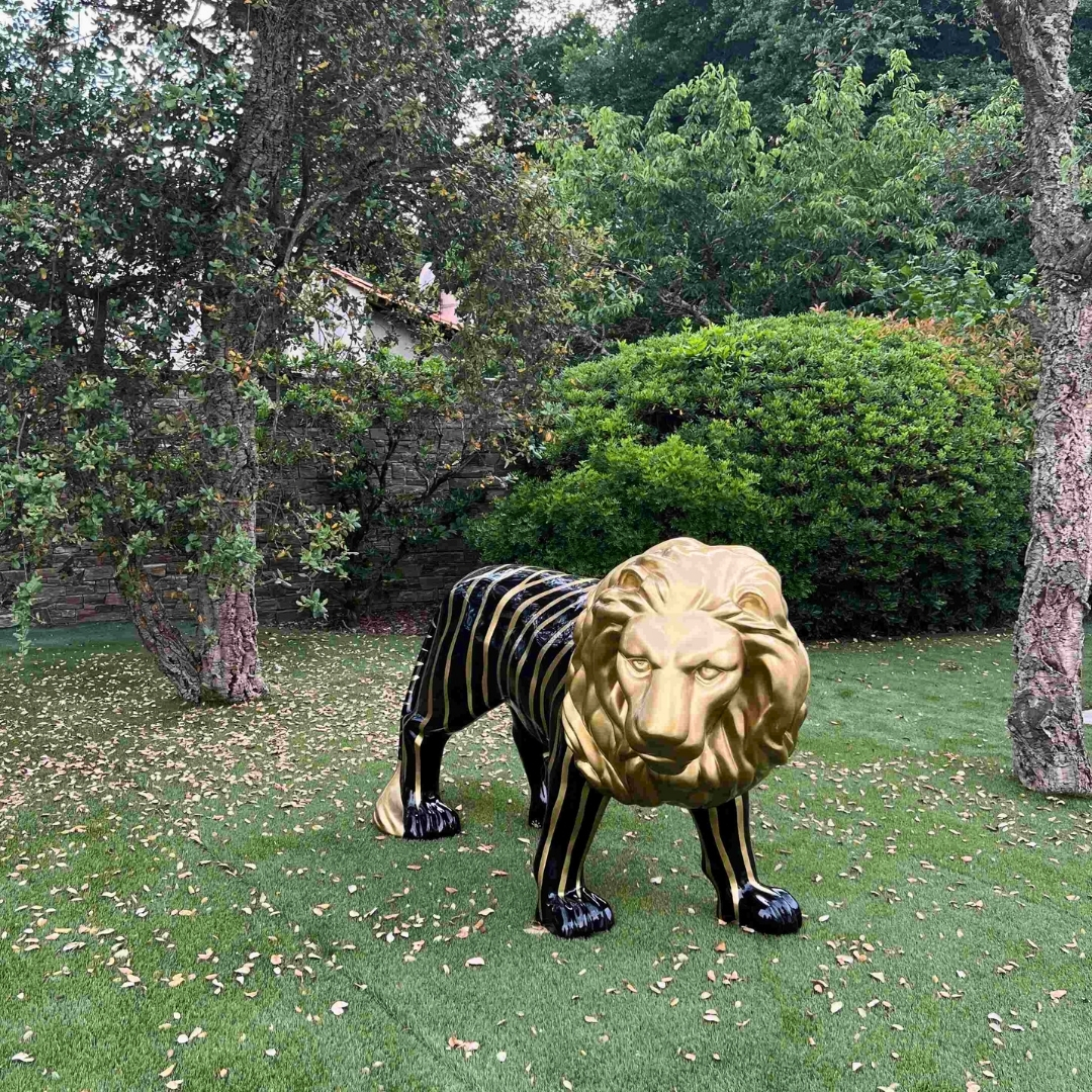 LV BORDEAUX 33 STATUE LION EN RESINE LV BORDEAUX 33