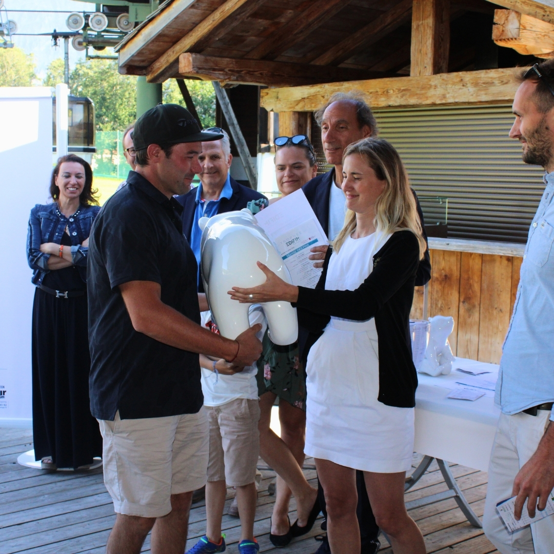 JMV RESORT 73 STATUE OURSON EN RESINE JMV RESORT 73