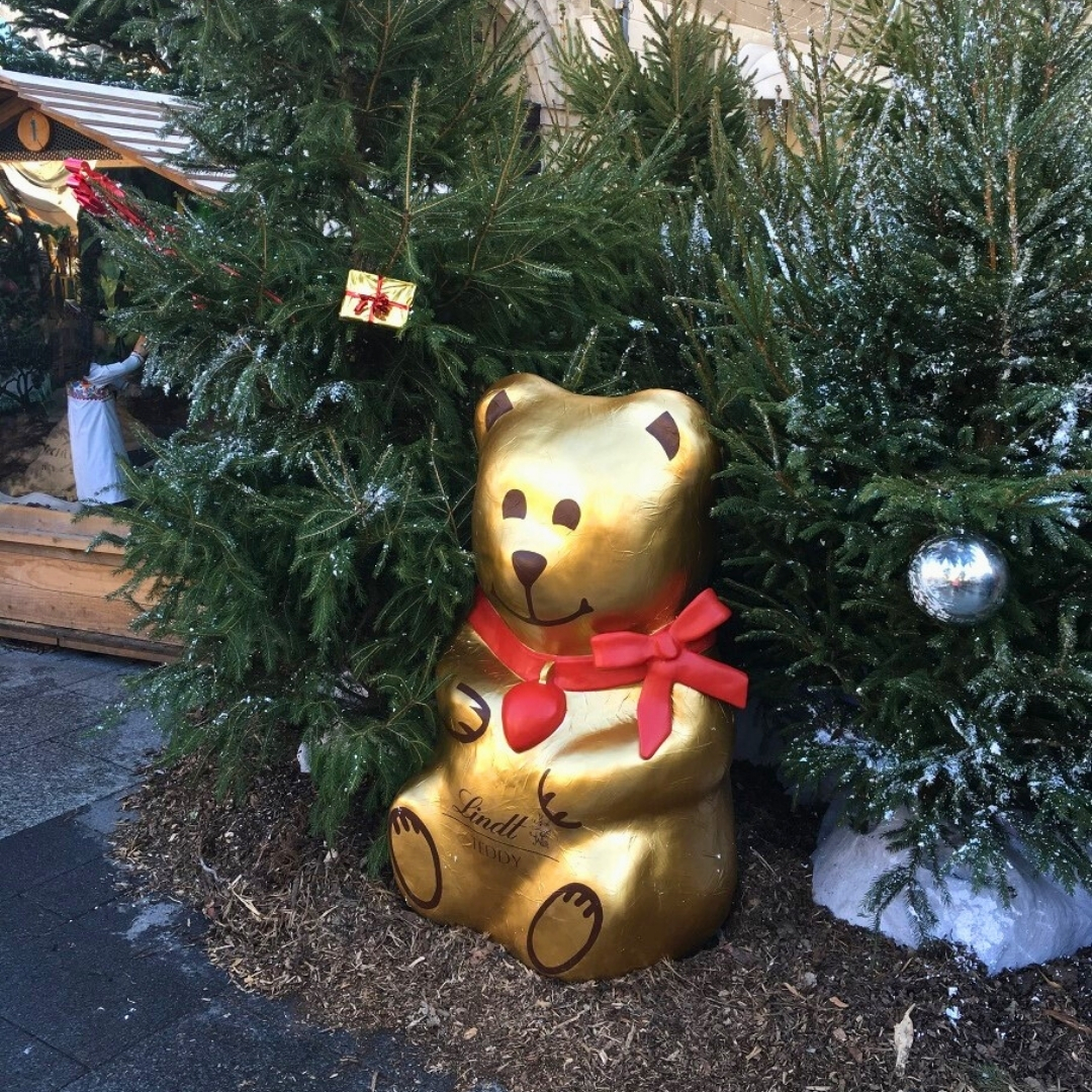 LINDT 75 OURS EN RESINE LINDT 75