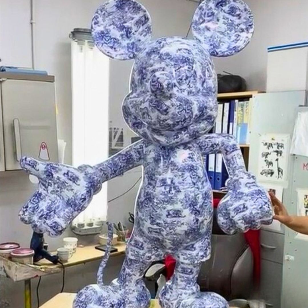 STATUE DE MICKEY GEANT