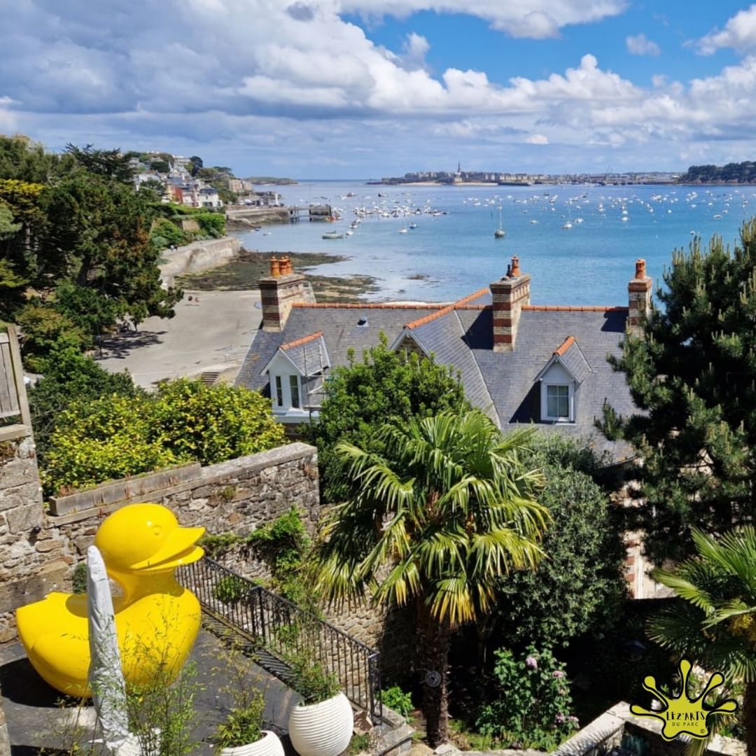 STATUE DE CANARD GEANT DINARD