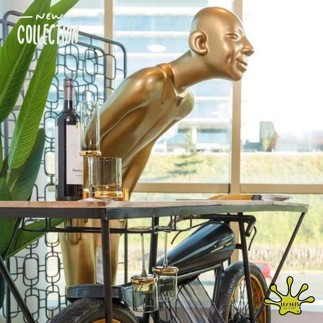 STATUE EN RESINE MAJORDOME DORE STATUE EN RESINE MAJORDOME DORE