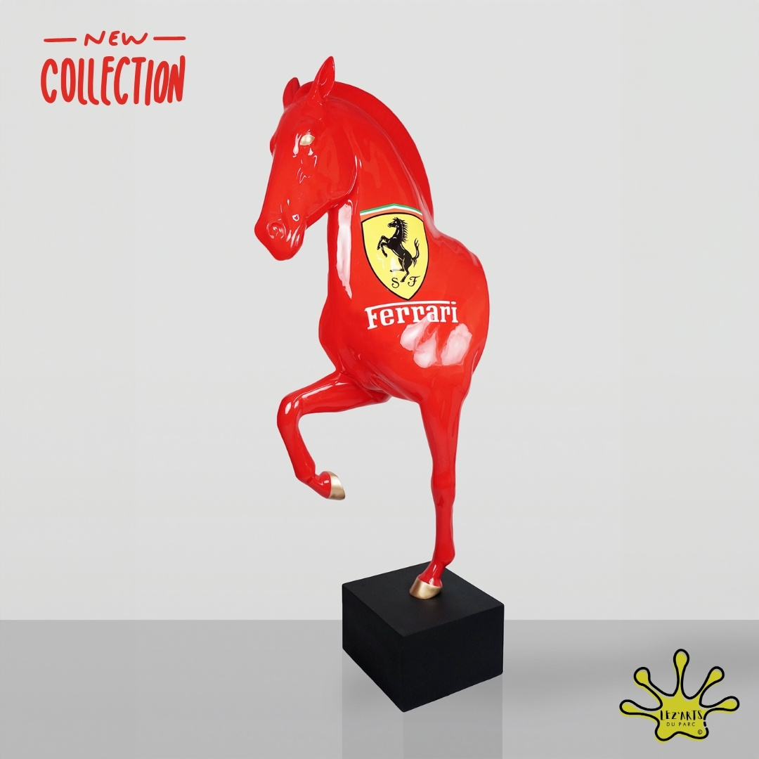 STATUE EN RESINE DEMI CHEVAL VEHICULE LUXE STATUE EN RESINE DEMI CHEVAL VEHICULE LUXE