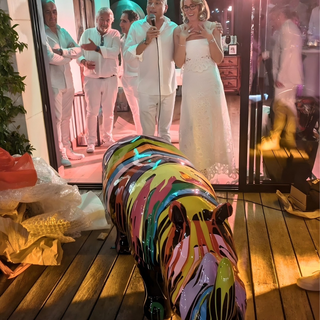 STATUE EN RESINE RHINOCEROS TRASH