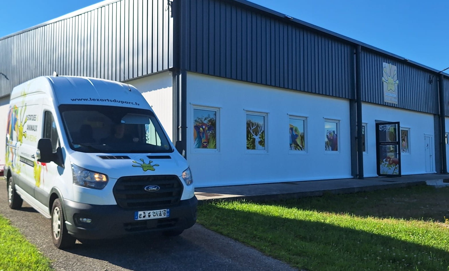 showroom lez arts du parc statues