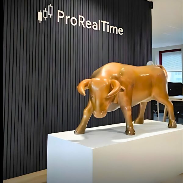 STATUE DE TAUREAU EN RESINE FINITION BRONZE