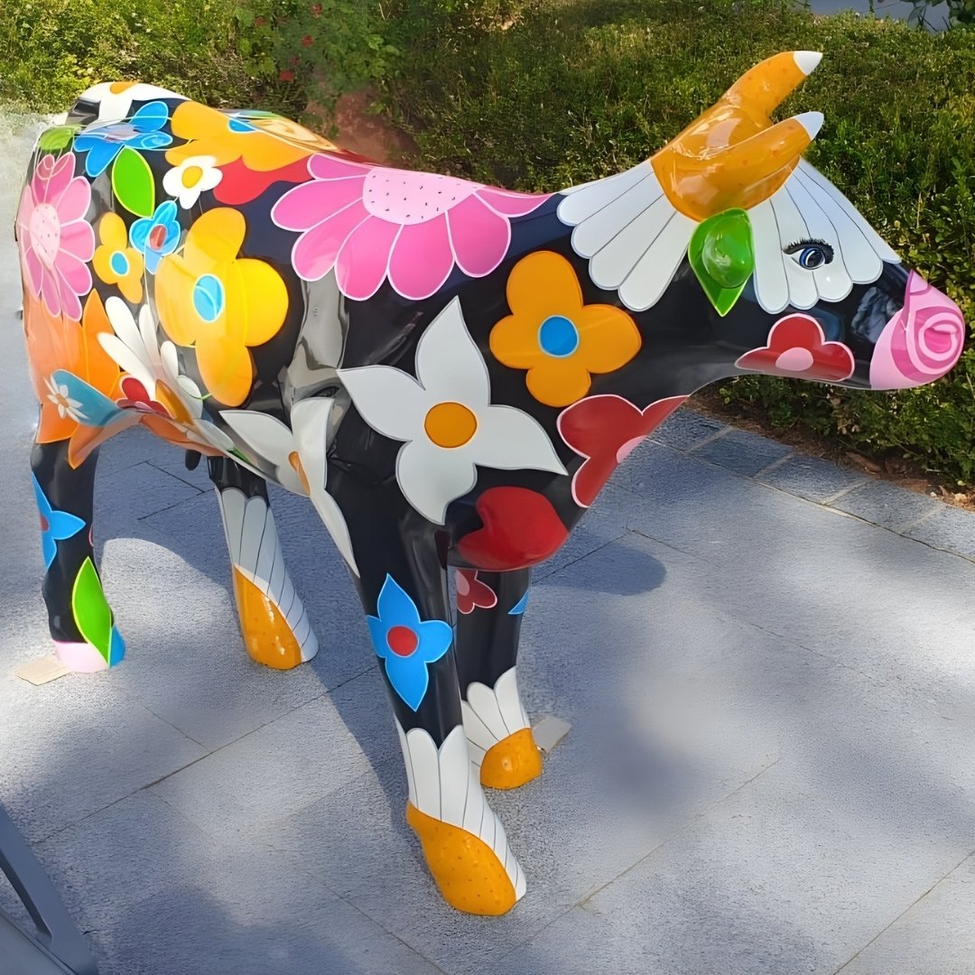 STATUE VACHETTE EN RESINE FLEURS