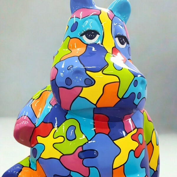 STATUE EN RESINE HIPPOPOTAME ASSIS MULTICOLORE