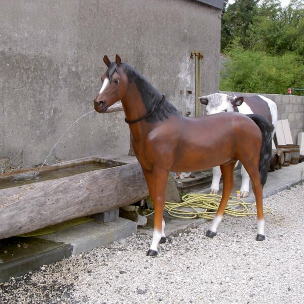 STATUE CHEVAL EN RESINE REALISTE MARRON