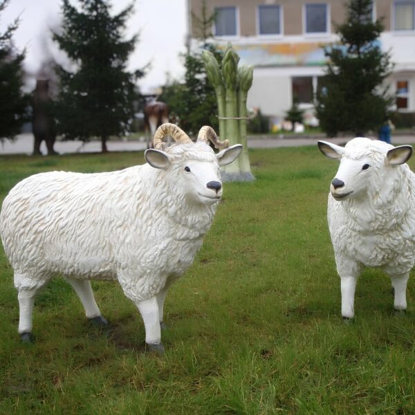 STATUE EN RESINE DE BELIER REALISTE