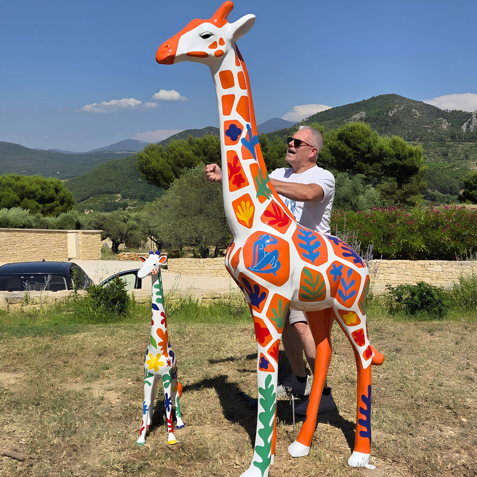 STATUE GIRAFE EN RESINE MATISSE