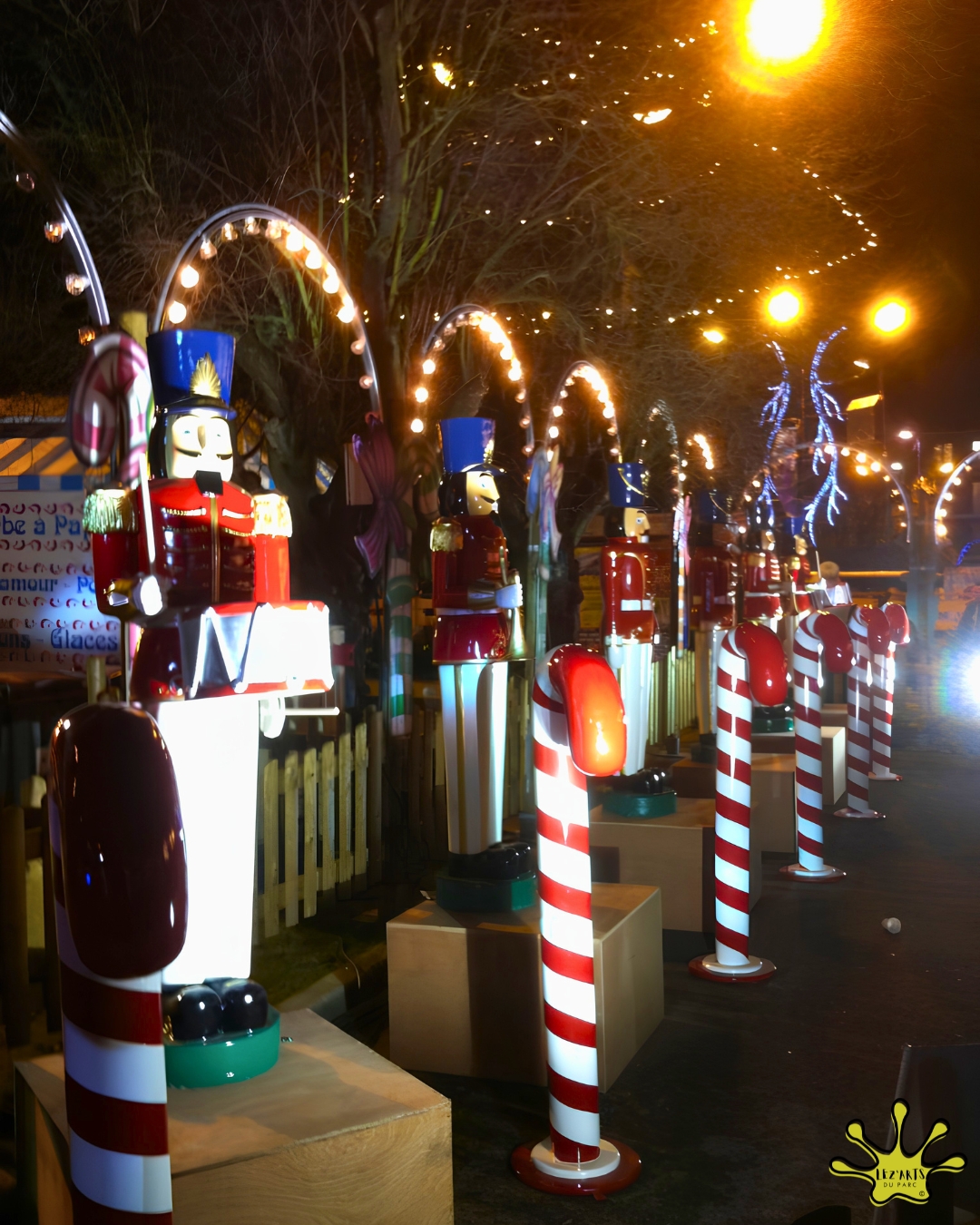 DECORATION STATUES EN RESINE NOEL